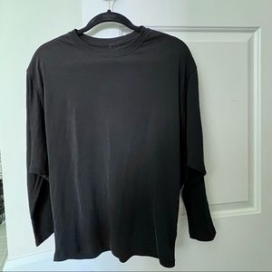 Loungeful Drape Long Sleeve *Cupro black